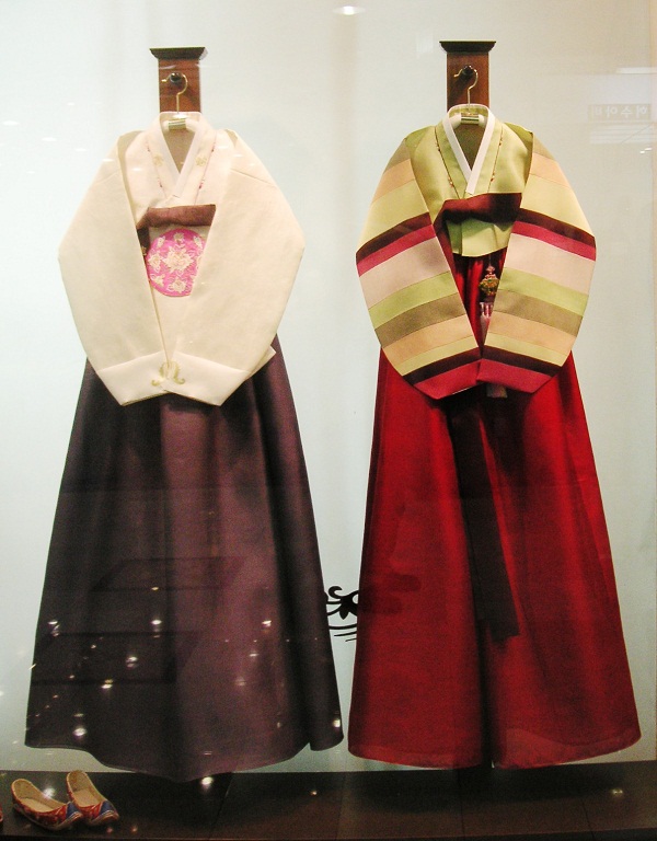 Hanbok trang phục truyền thống của Hàn Quốc