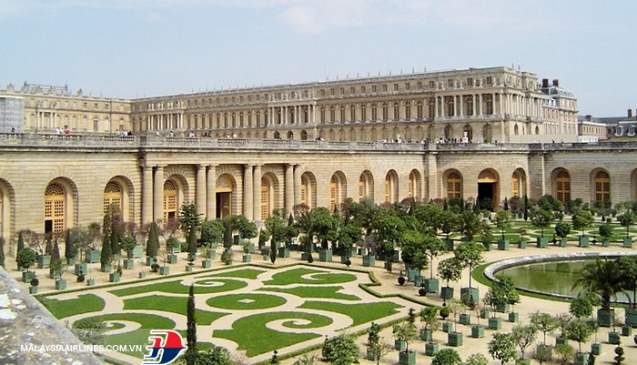Lâu đài Versailles