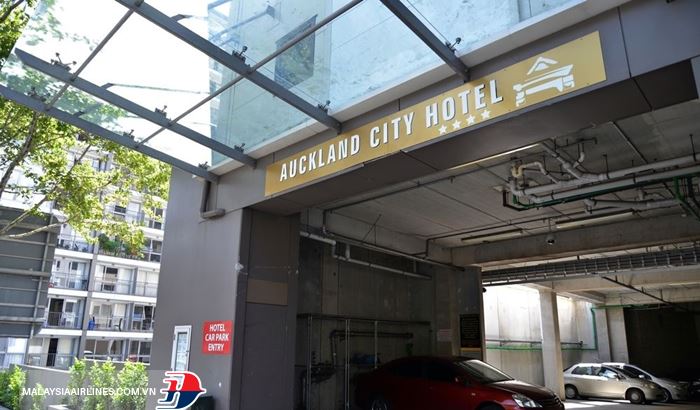 Khách sạn Auckland City Hotel