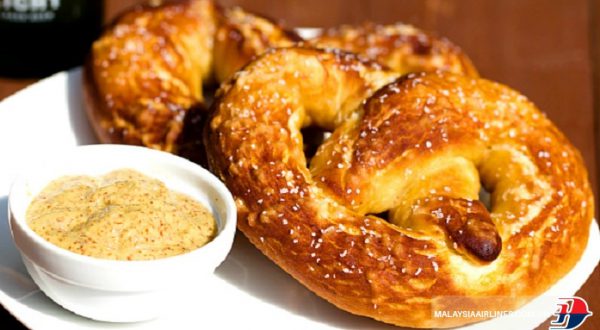 Bánh pretzels